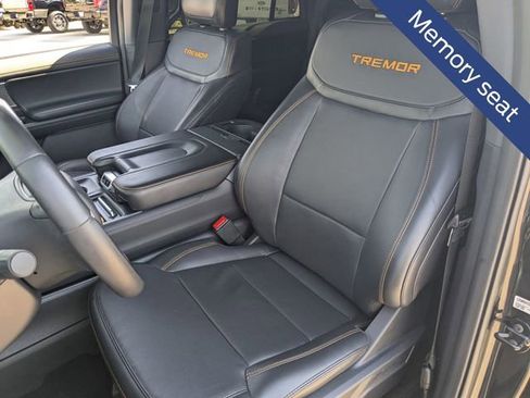 Certified 2025 Ford Expedition Tremor AWD/4WD image 24