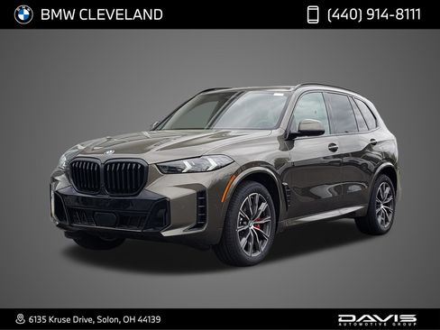 New 2026 BMW X5 xDrive40i w/ M Sport Package AWD/4WD image 1