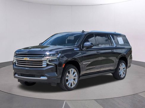 Certified 2023 Chevrolet Suburban High Country RWD image 1