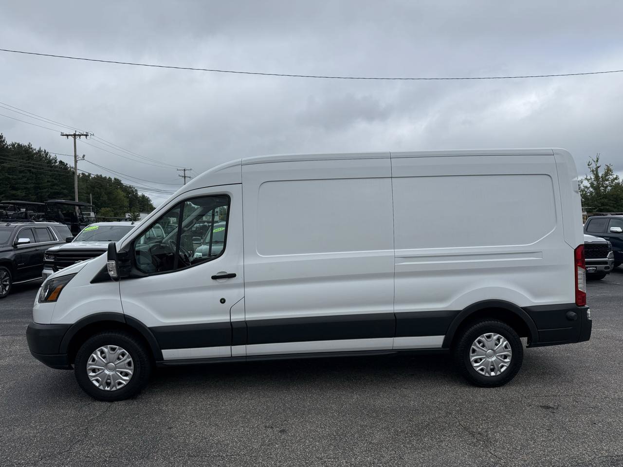 Used 2015 Ford Transit 150 148 Medium Roof w/ Interior Upgrade Package RWD image 5