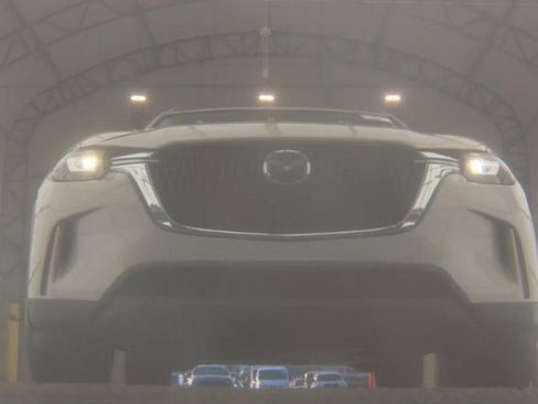 Used 2024 MAZDA CX-90 3.3 Turbo w/ Preferred Plus image 3