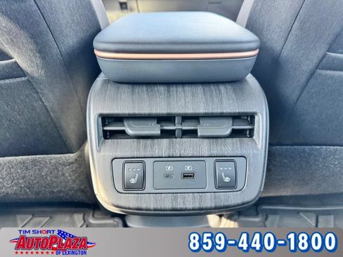 Used 2024 Nissan Ariya FWD image 34
