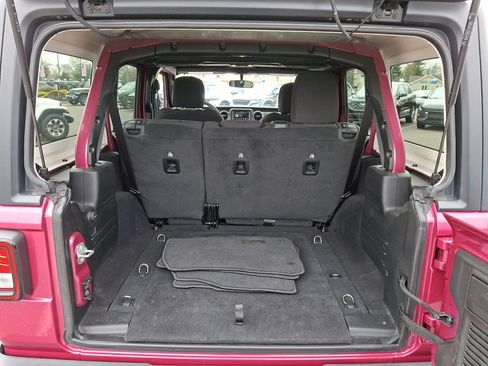 Used 2021 Jeep Wrangler Unlimited Sport AWD/4WD image 18