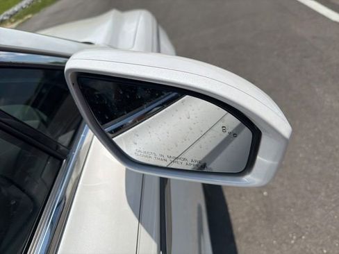 Used 2019 Lincoln Nautilus Reserve FWD image 7