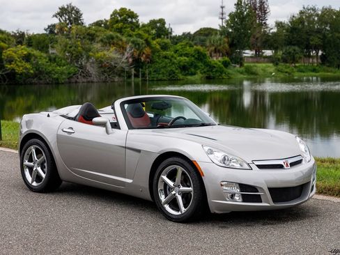 Used 2008 Saturn Sky w/ Premium Trim Package RWD image 1