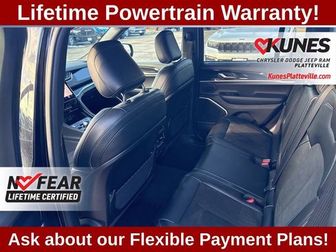 Used 2022 Jeep Grand Cherokee Trailhawk w/ Luxury Tech Group III image 40