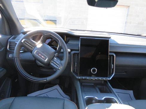 New 2026 GMC Acadia AT4 w/ Super Cruise Package image 11