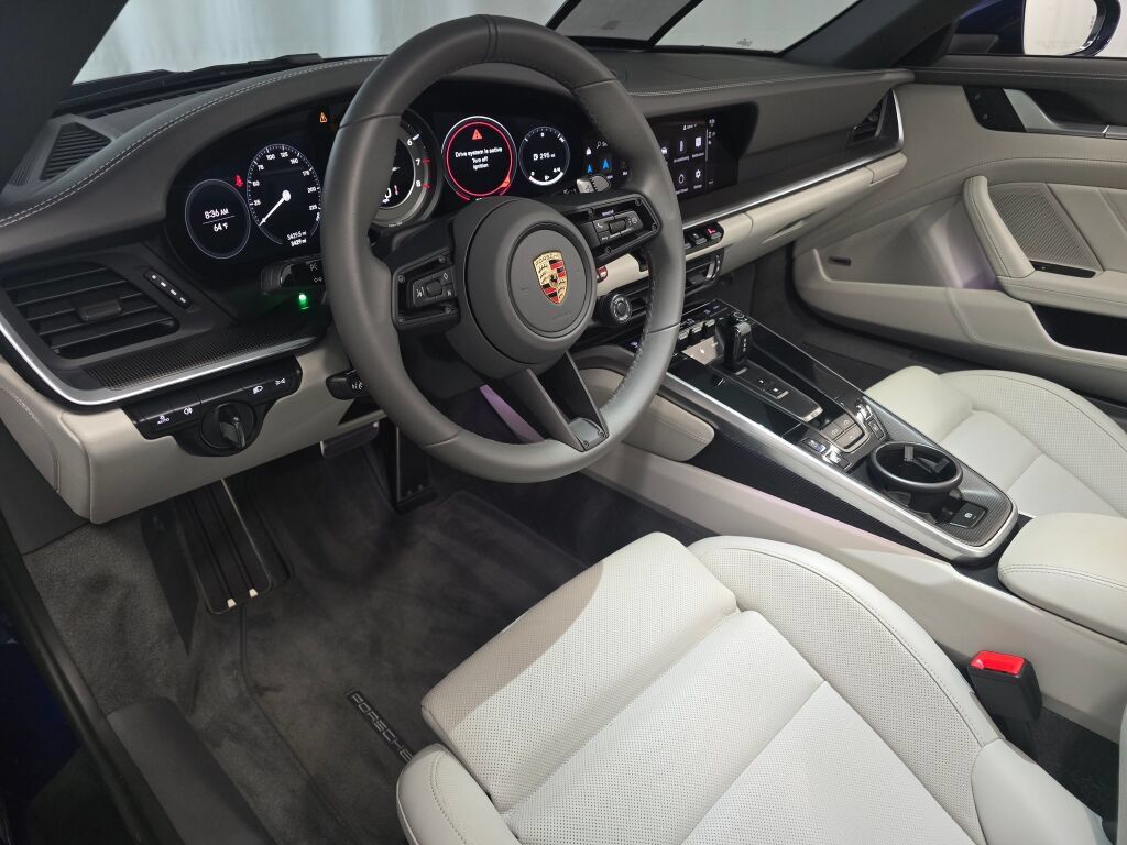 Certified 2025 Porsche 911 Turbo S AWD/4WD image 4