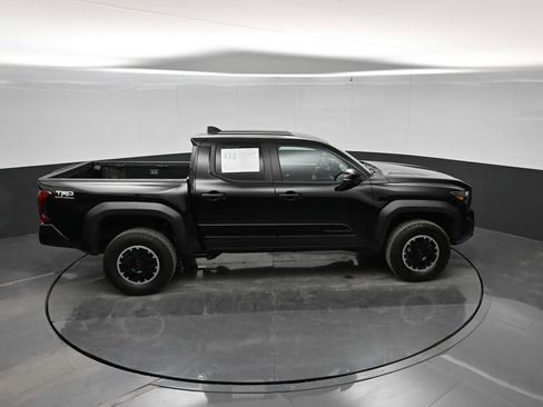 Used 2024 Toyota Tacoma TRD Off-Road w/ TRD Off Road Upgrade Package AWD/4WD image 36