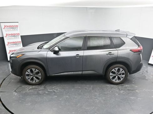 Used 2023 Nissan Rogue SV image 25