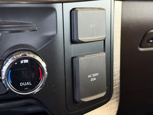 Certified 2021 Ford F150 King Ranch w/ Equipment Group 601A High image 30