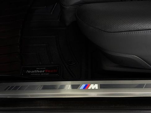 Used 2023 BMW i7 xDrive60 AWD/4WD image 22