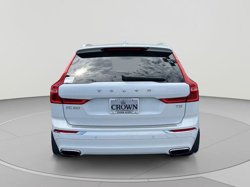 Used 2021 Volvo XC60 T5 Inscription w/ Protection Package FWD image 4