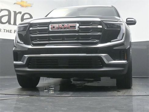 Used 2025 GMC Acadia Elevation image 58