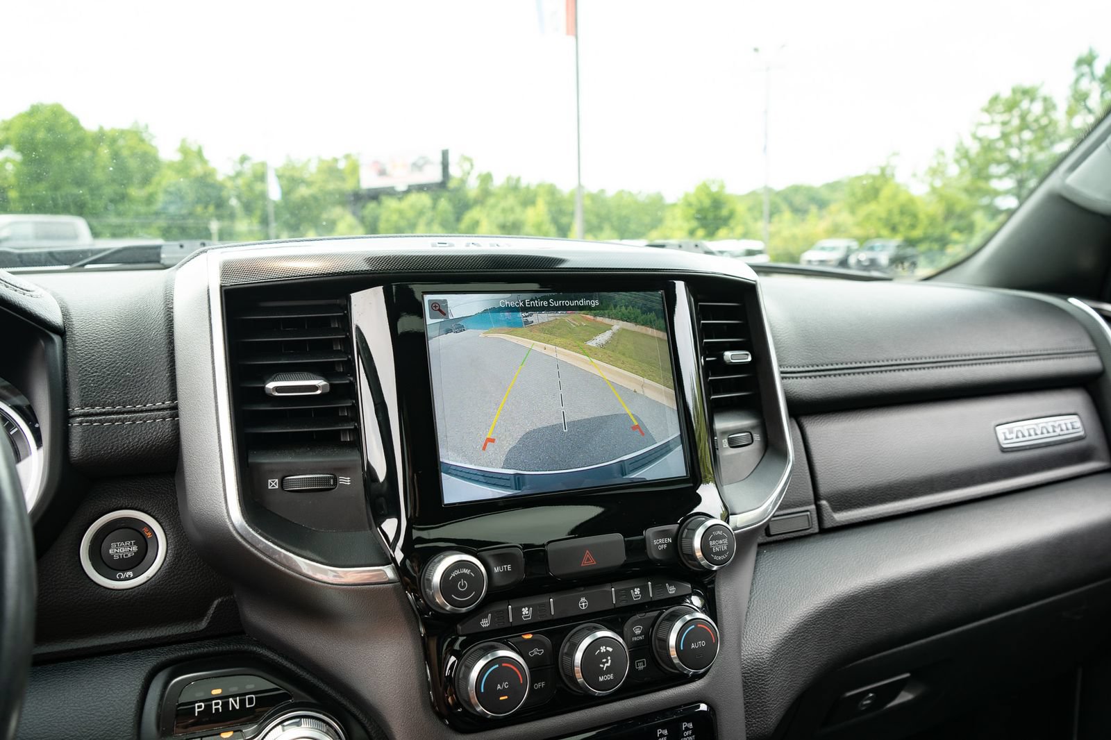 Used 2022 RAM 1500 Laramie AWD/4WD image 24