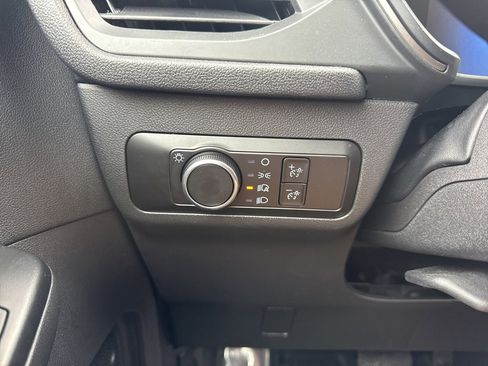 Certified 2025 Ford Escape Active image 9