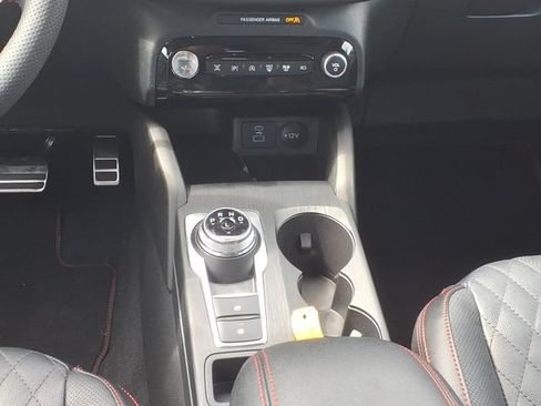 Used 2023 Ford Escape ST-Line Elite w/ Premium Technology Package AWD/4WD image 16