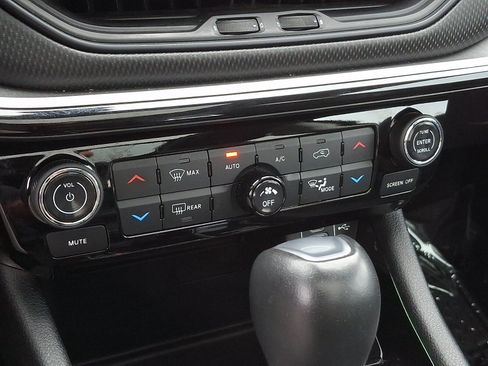 Certified 2022 Jeep Compass Trailhawk w/ Sun and Sound Group AWD/4WD image 16