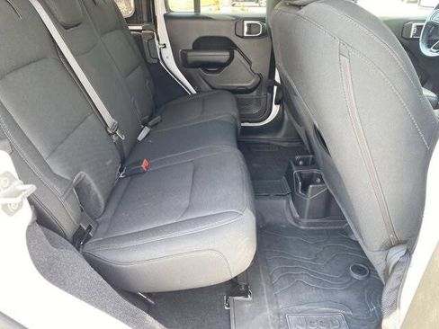 Certified 2022 Jeep Wrangler Unlimited Sport image 29