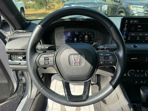 Used 2023 Honda Accord Sport image 5