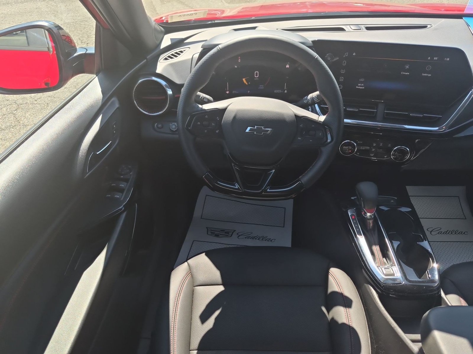 Used 2026 Chevrolet Trax RS w/ Sunroof Package FWD image 20