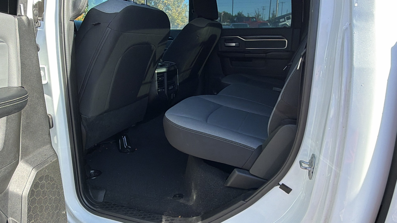 Used 2022 RAM 2500 Big Horn AWD/4WD image 22