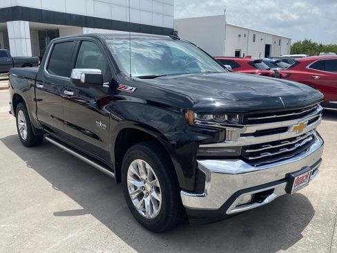 Used 2020 Chevrolet Silverado 1500 LTZ w/ LTZ Texas Edition AWD/4WD image 7