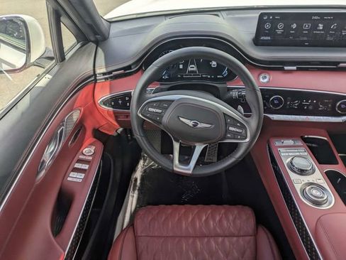 Used 2023 Genesis GV70 3.5T Sport w/ Sport Prestige Package image 17