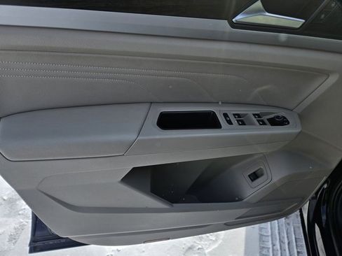 Used 2022 Volkswagen Atlas SE image 22