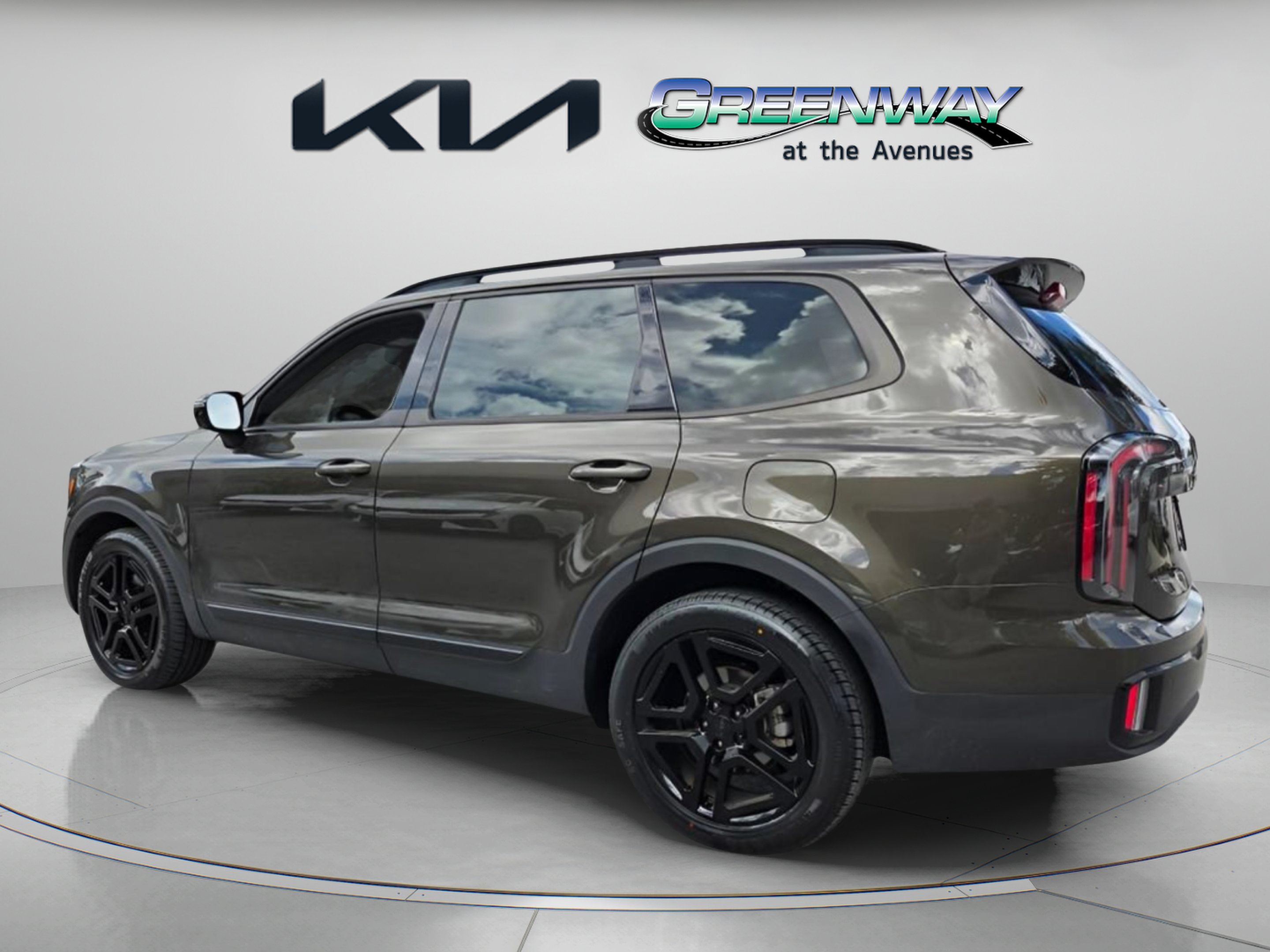 Used 2025 Kia Telluride SX X-Line AWD/4WD image 5
