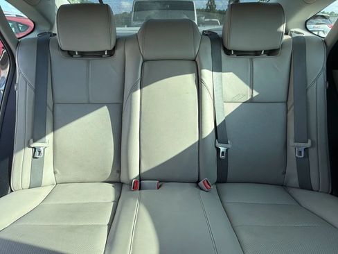 Used 2013 Toyota Avalon Limited w/ Technology Pkg FWD image 22