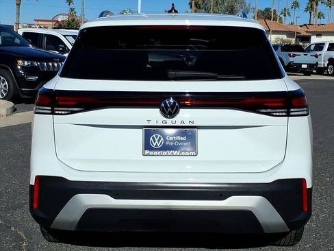 Certified 2025 Volkswagen Tiguan S image 6