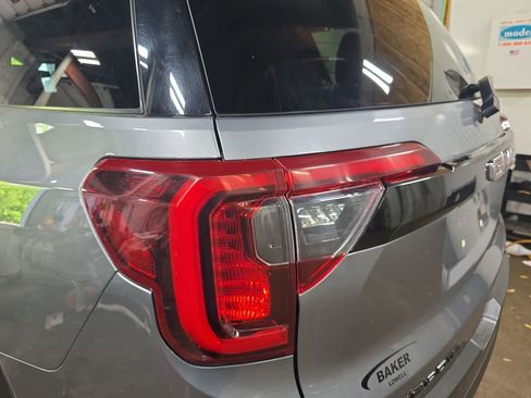 Used 2021 GMC Acadia SLE w/ Driver Convenience Package AWD/4WD image 37