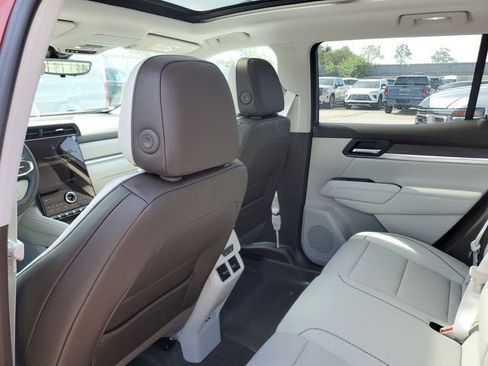 New 2026 GMC Terrain Denali AWD/4WD image 10