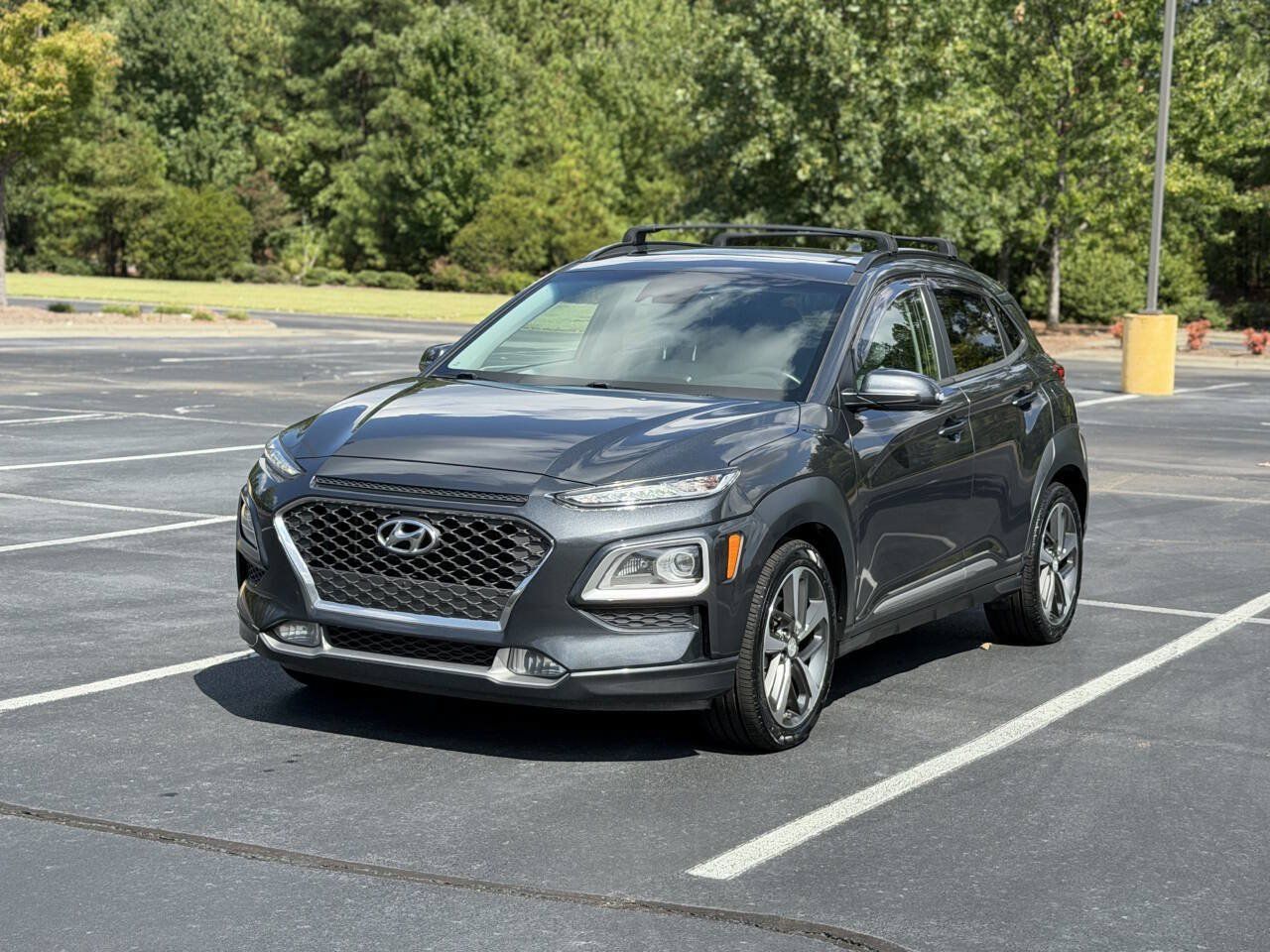 Used 2020 Hyundai Kona Limited AWD/4WD image 3