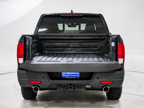 Used 2023 Honda Ridgeline Black Edition image 8