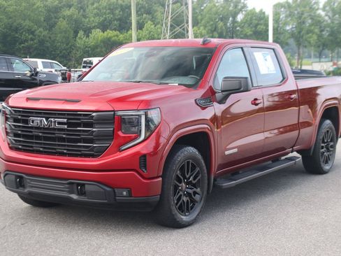 Used 2023 GMC Sierra 1500 Elevation AWD/4WD image 3