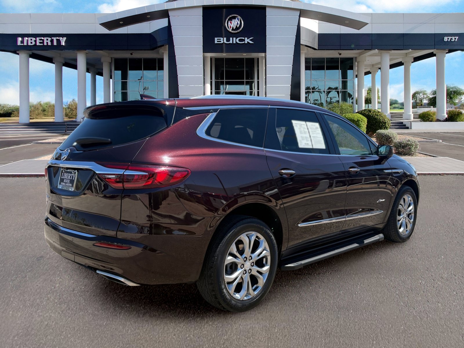 Used 2021 Buick Enclave Avenir AWD/4WD image 4