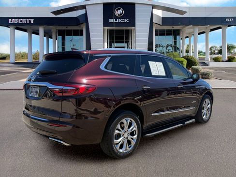 Used 2021 Buick Enclave Avenir AWD/4WD image 4