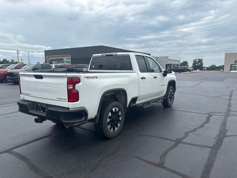 Used 2020 Chevrolet Silverado 2500 Custom w/ Custom Value Package AWD/4WD image 11