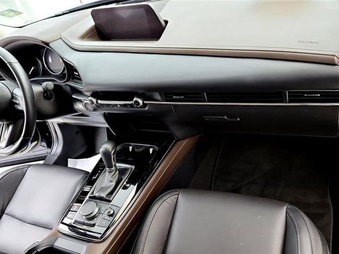 Used 2022 MAZDA CX-30 2.5 Turbo w/ Premium Plus Pkg image 16