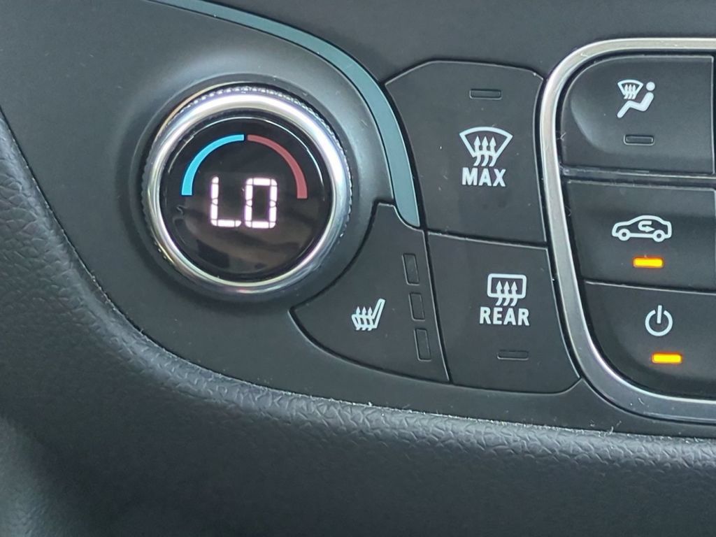Certified 2020 Chevrolet Equinox LT AWD/4WD image 27