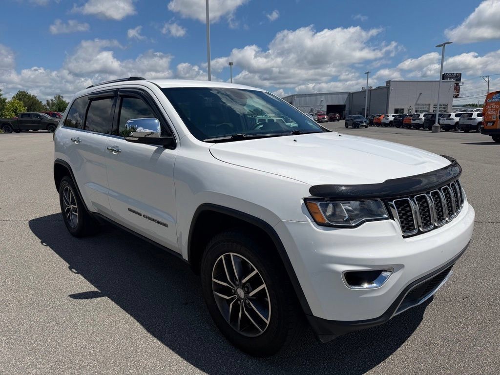 Certified 2017 Jeep Grand Cherokee Limited AWD/4WD image 9