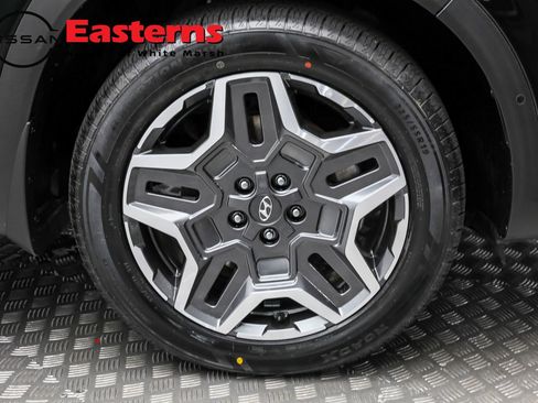 Used 2023 Hyundai Santa Fe Limited image 31