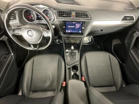Used 2019 Volkswagen Tiguan SE image 14