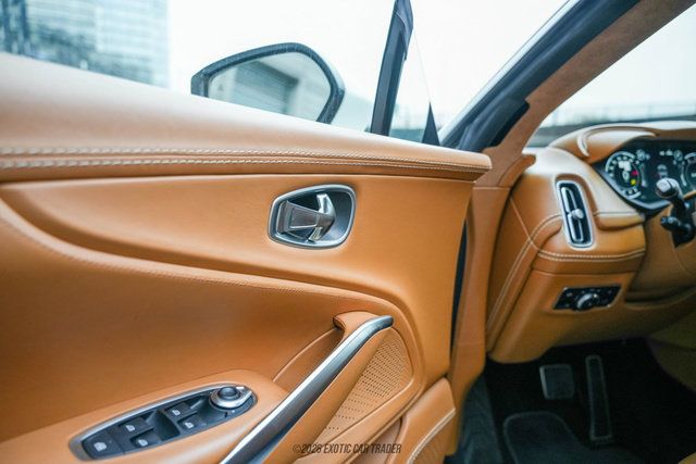 Used 2021 Aston Martin DBX AWD/4WD image 23