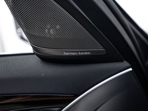 Used 2021 BMW 540i xDrive image 13