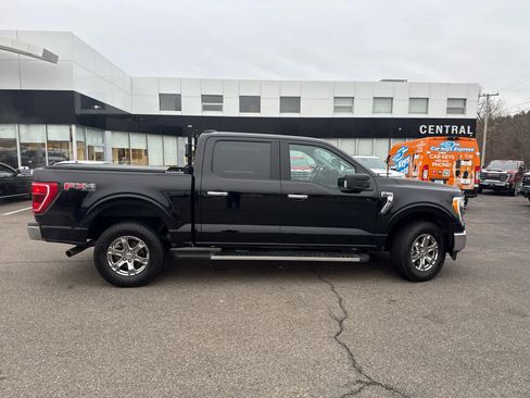 Used 2023 Ford F150 XLT w/ Equipment Group 302A High image 8