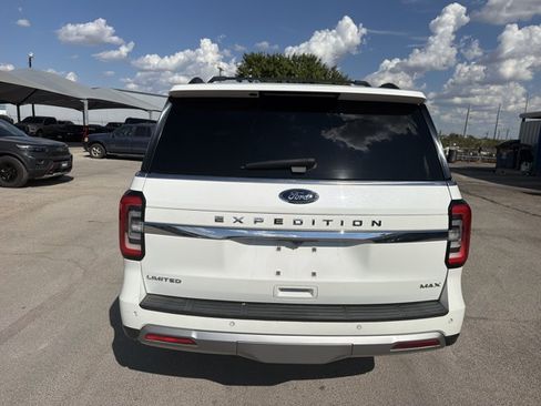 Used 2022 Ford Expedition Max Limited AWD/4WD image 4