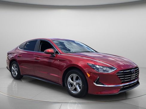 Certified 2023 Hyundai Sonata SE w/ Preferred Accessory Package FWD image 8